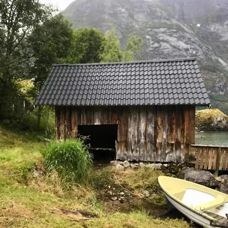 3 Person In Stryn-by Traum Feriehus