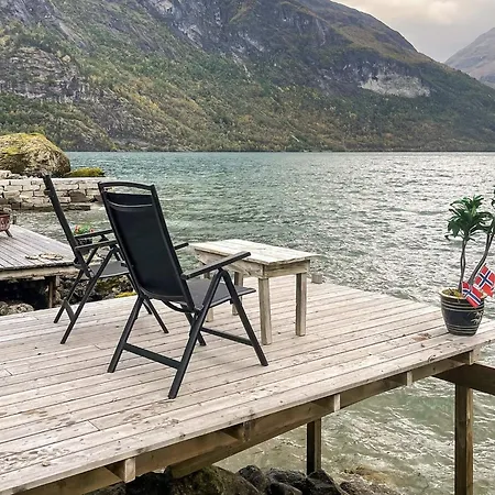 Dom wakacyjny 3 Person In Stryn-by Traum *